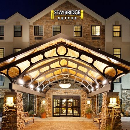 Staybridge Suites Dearborn By Ihg Kültér fotó
