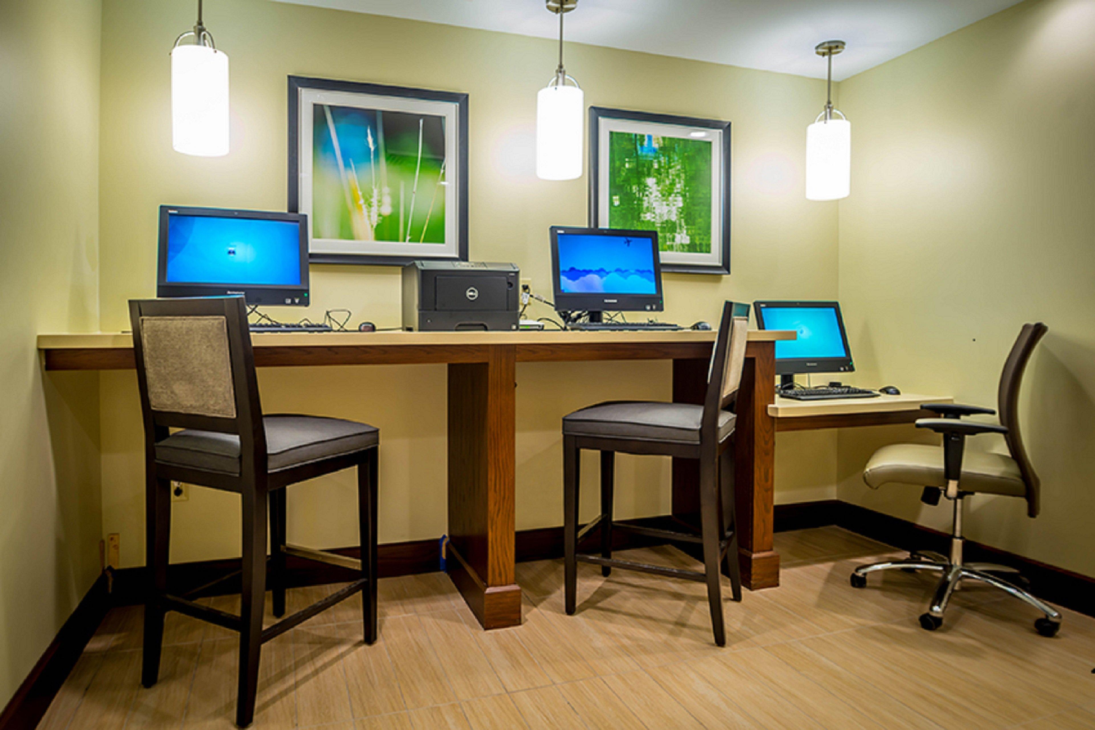 Staybridge Suites Dearborn By Ihg Kültér fotó
