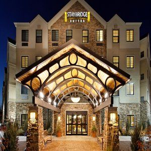 Staybridge Suites Dearborn By Ihg Kültér fotó